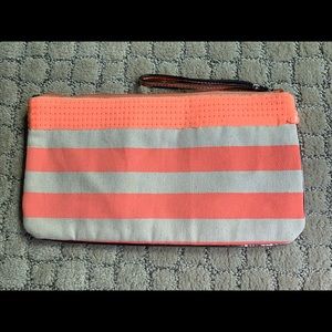 Loft Peach Sequenced Clutch